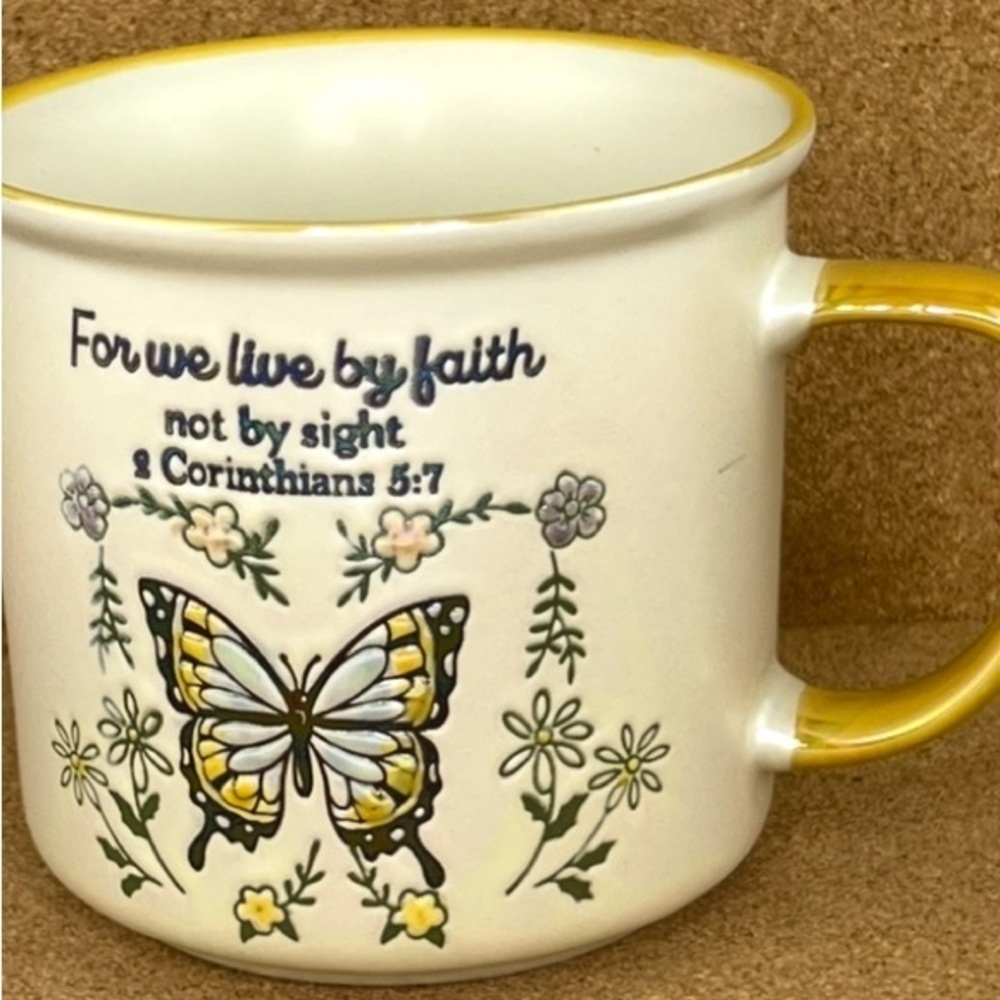 Spectrum - ‘2 Corinthians 5:7’ Ceramic Mug. NWT.